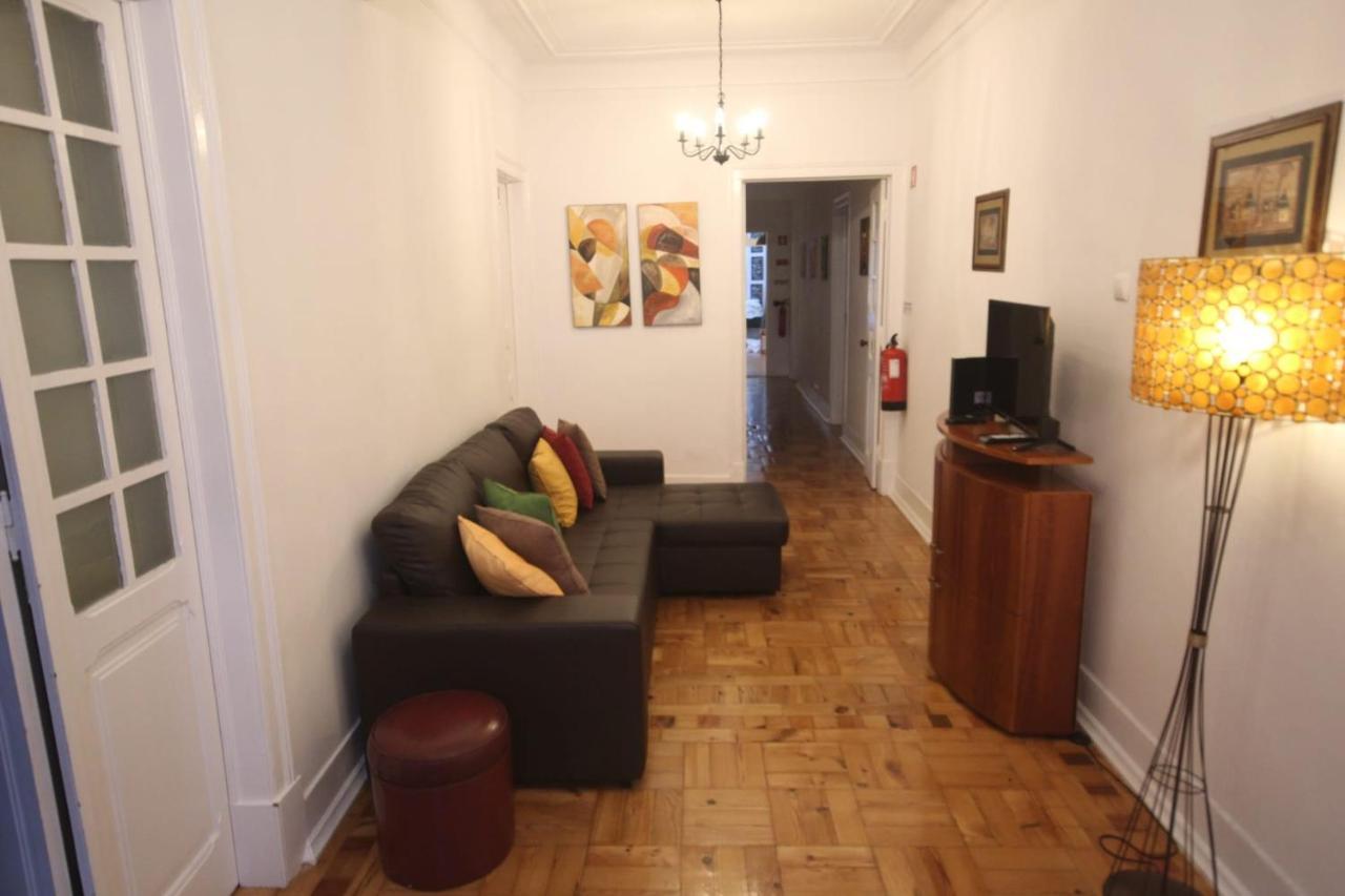 Antique M1 R1 - Amazing Double Room With Shared Bathroom In Marques Pombal Lisboa Exterior foto