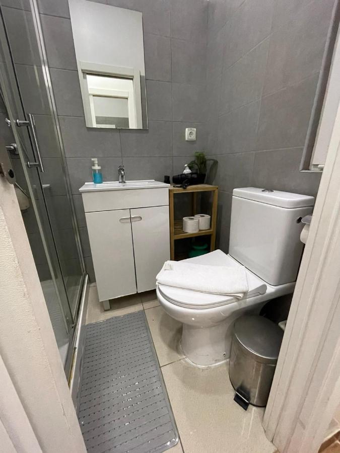 Antique M1 R1 - Amazing Double Room With Shared Bathroom In Marques Pombal Lisboa Exterior foto
